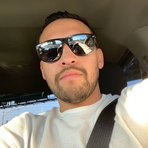 Meet your Posher, Cesar